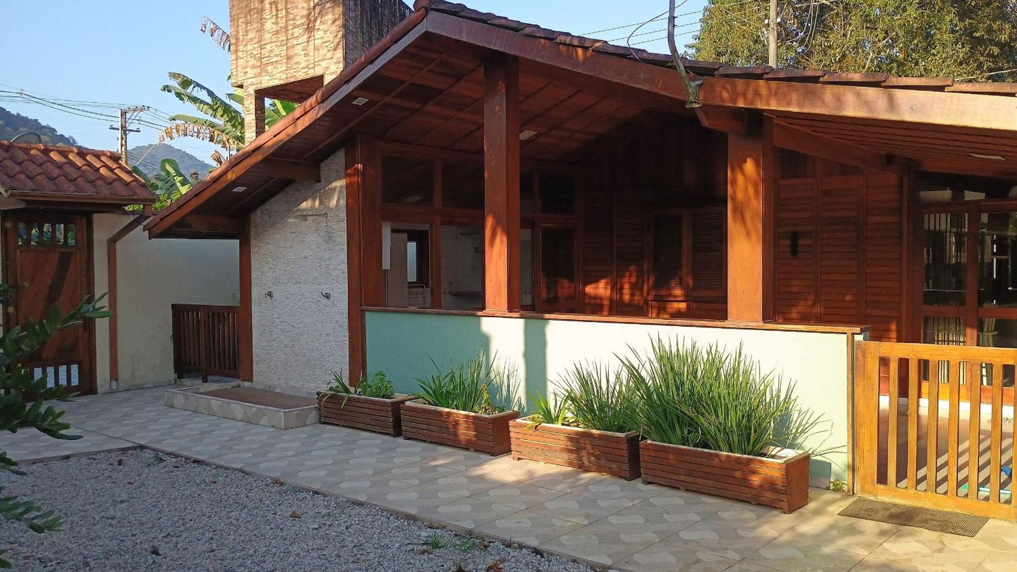 Moreira Casa Com Churrasqueira E Ar-Condicionado Ubatuba Bagian luar foto